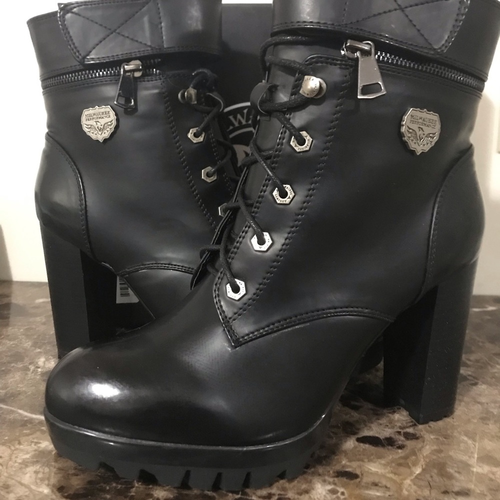 Milwaukee Signature Performance Boots 11M